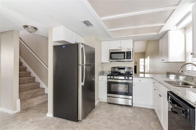 Foto del edificio - 3211 Timberline Rd