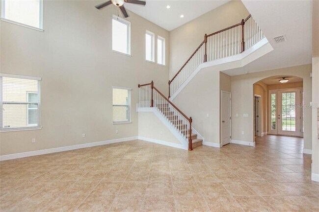 Building Photo - 5320 Fishhawk Ridge Dr
