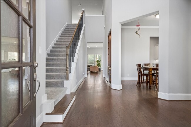 Building Photo - 2311 Pale Star Dr