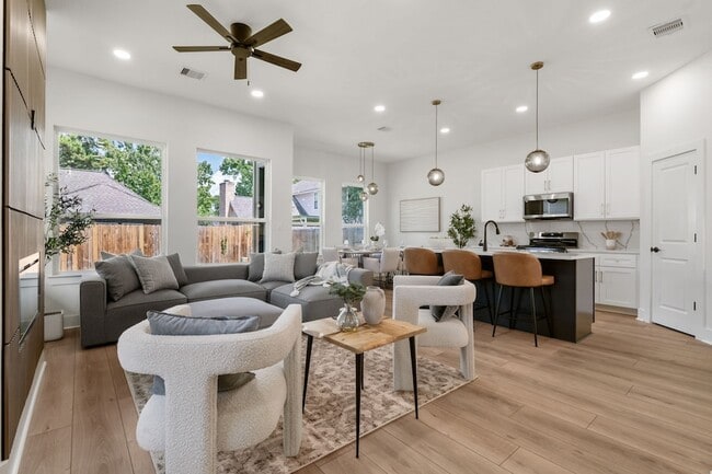 Foto del edificio - 22806 August Leaf Dr