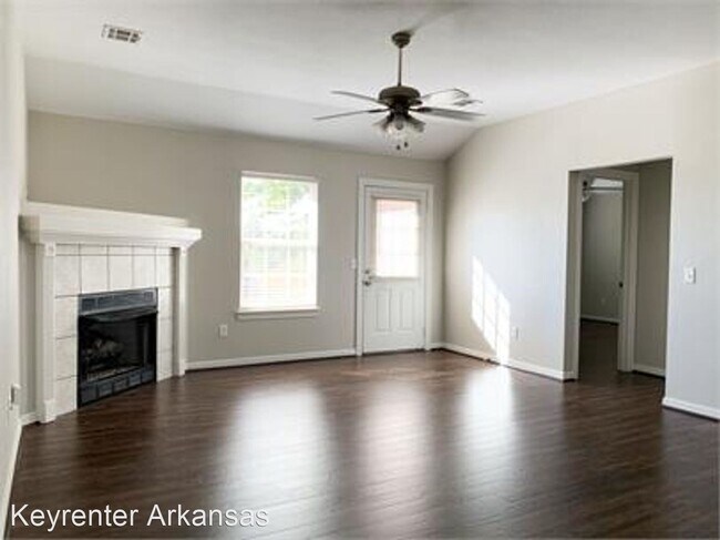 Foto del edificio - 3 br, 2 bath House - 1211 Maplewood Dr