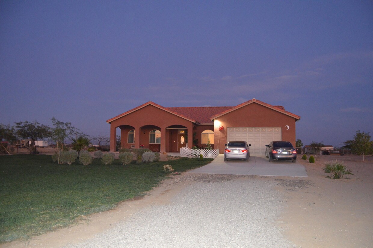 1511 S 377th Ave, Tonopah, AZ 85354 House Rental in Tonopah, AZ