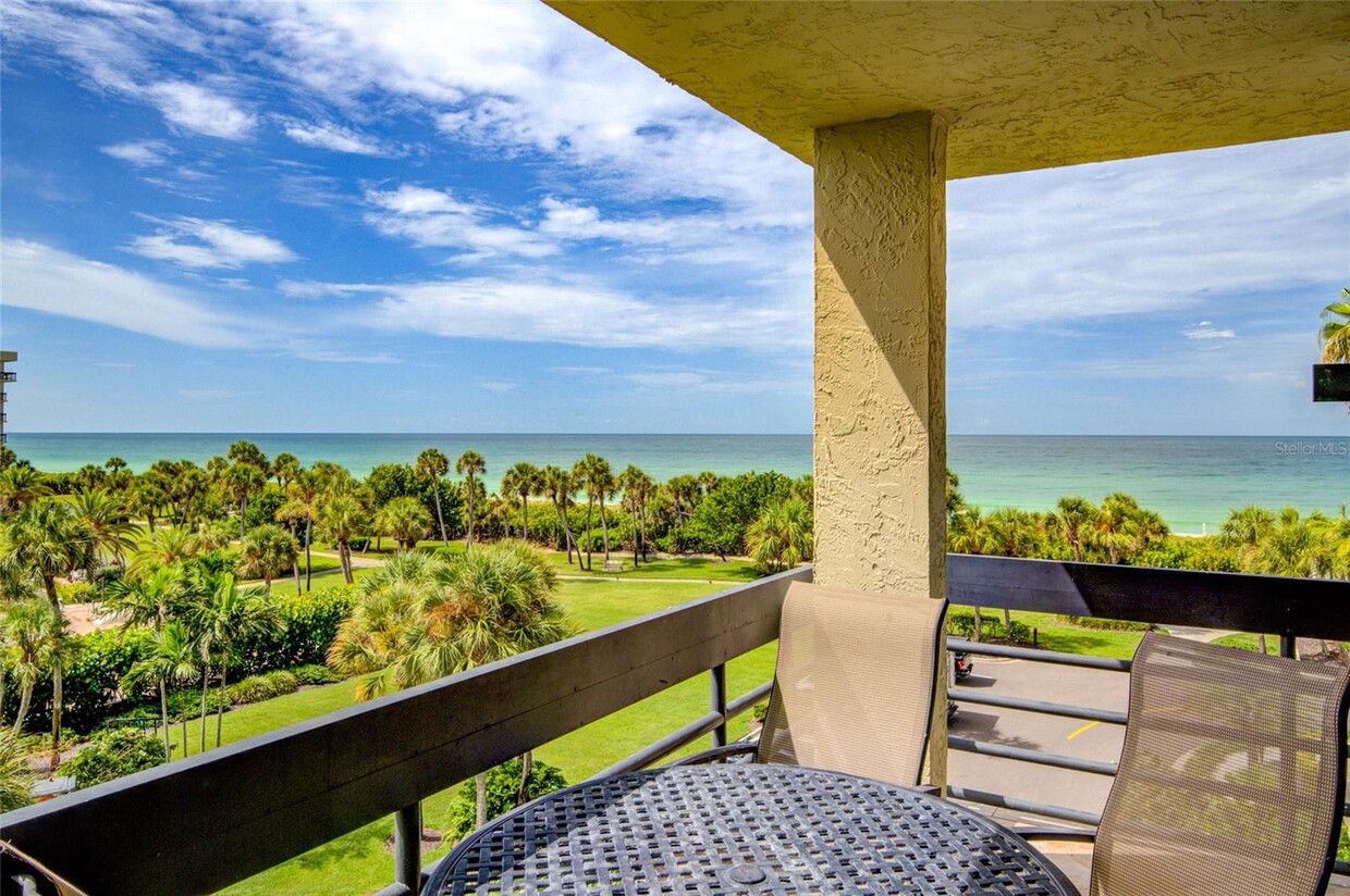 Primary Photo - 1125 Gulf of Mexico Dr