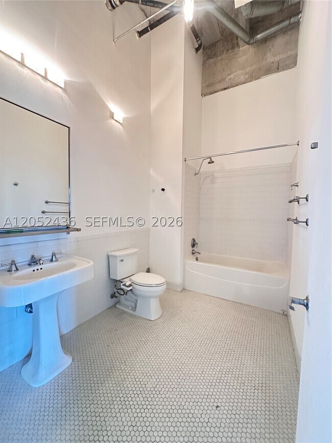 Foto del edificio - 1749 NE Miami Ct