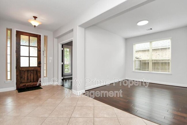 Foto del edificio - 1715 Dominion Heights Ln