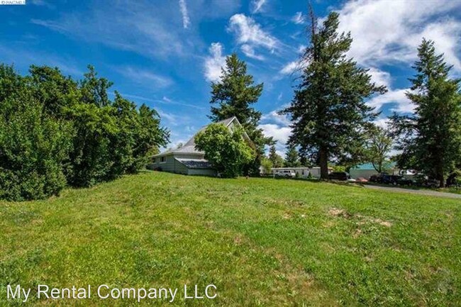 Building Photo - 3 br, 1 bath House - 310 E Houghton