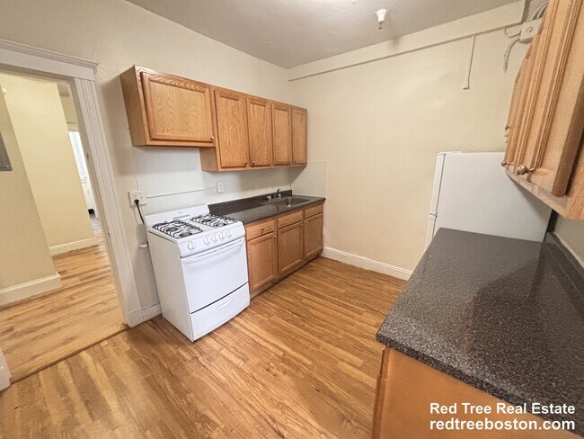 Foto del edificio - 1810 Commonwealth Ave