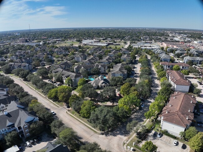 3D Exterior - The Beverly at Shadow Lake