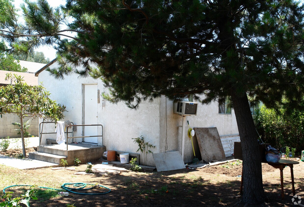 Foto del edificio - 621 Lemon Way