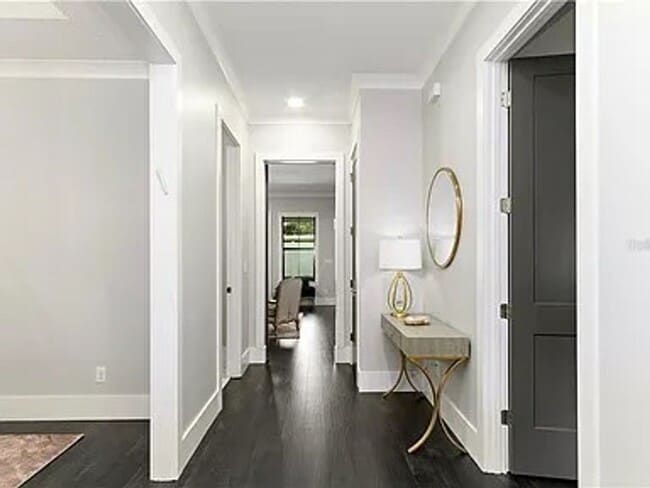 Foto del edificio - Exquisite 4-Bed, 5.5-Bath Executive Retrea...