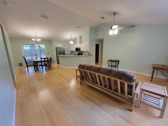 Building Photo - 2070 SW 42nd Ln