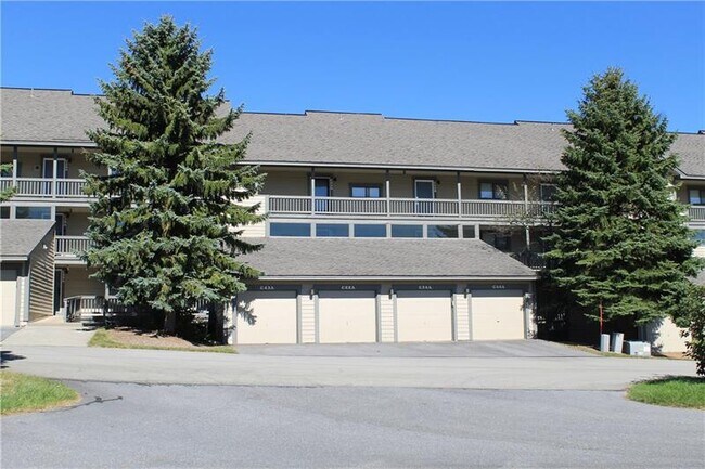 Building Photo - C34AB Stoneridge Dr