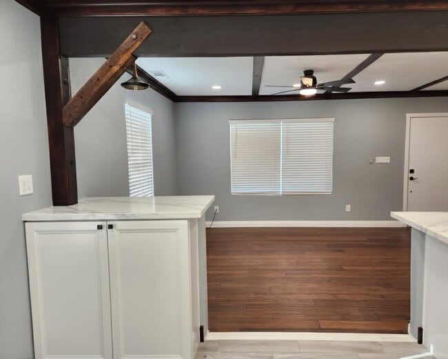 Foto del edificio - 703 42nd St