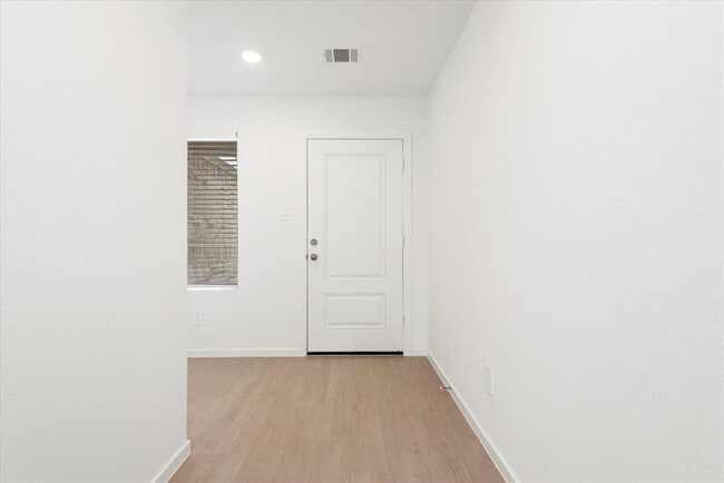 Building Photo - 14792 Ascot Bend Cir