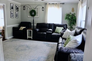 Foto del edificio - 852 Garrow Rd