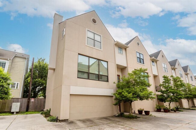 Building Photo - 939 Colorado St