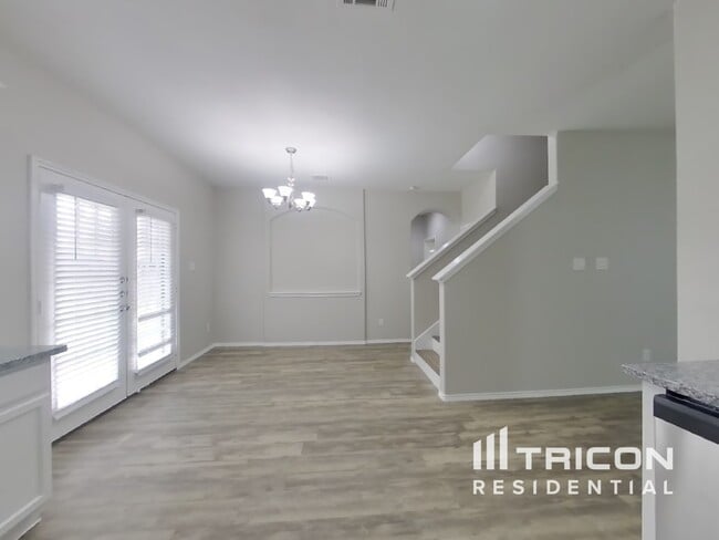 Building Photo - 514 Batten Way