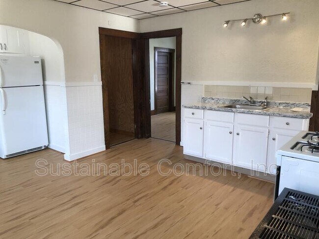 Foto del edificio - 148 Maywood St