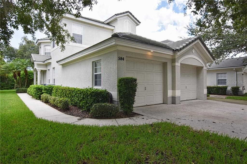 Foto principal - 584 Grasslands Village Cir
