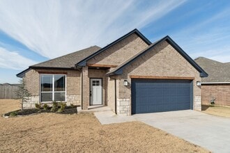 Building Photo - 19701 Brookville Dr