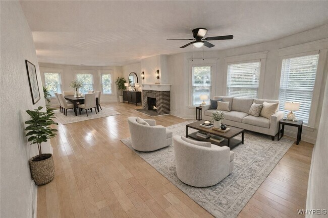 Foto del edificio - 95 Inwood Pl