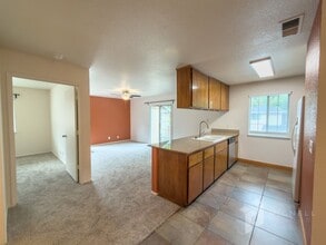 Building Photo - 2055 Amanda Way
