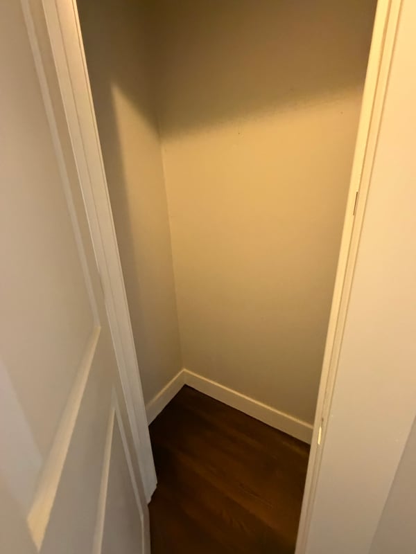 Building Photo - 125 William St