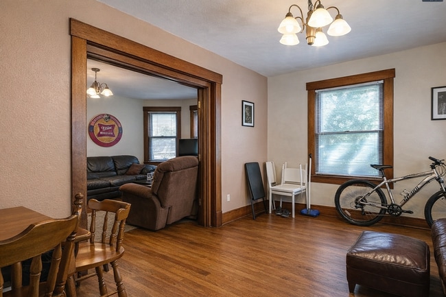 Building Photo - 512 N 9th St