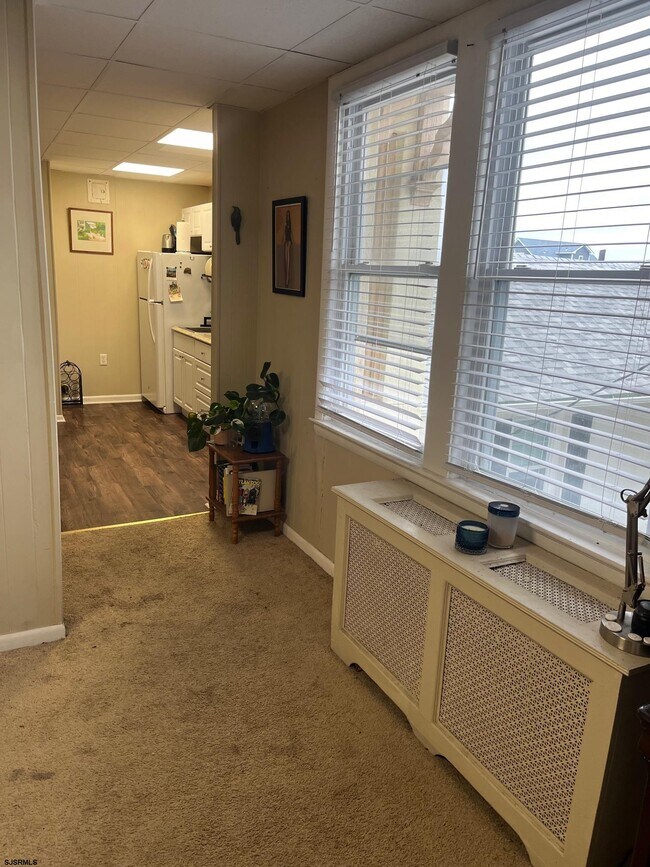 Foto del edificio - 7223 Ventnor Ave
