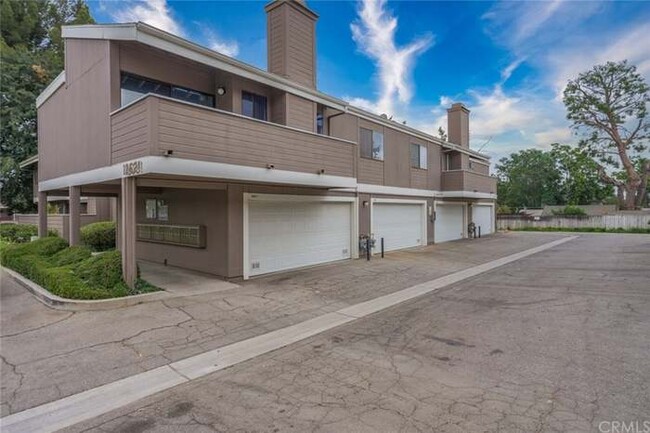 Two-story condo layout with attached garage - 12621 Ralston Ave