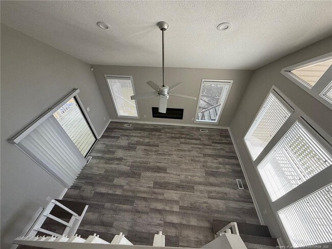 Foto del edificio - 375 Offing Dr