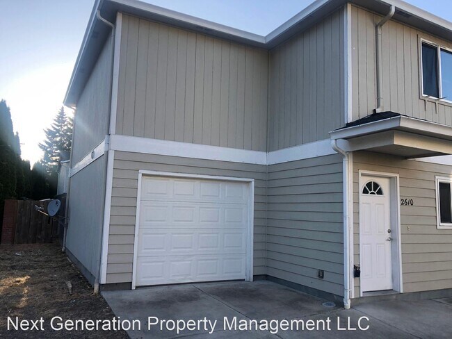 Building Photo - 3 br, 2.5 bath House - 2610 Green Villa Ln.