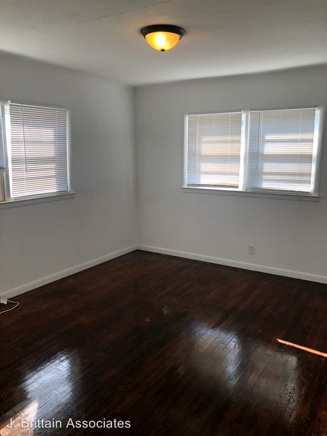 Foto del edificio - 1801 Golden Springs Rd