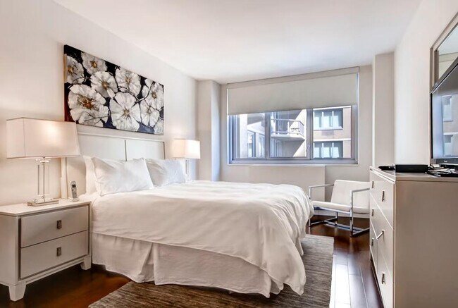 Foto del edificio - 399 E 34th St