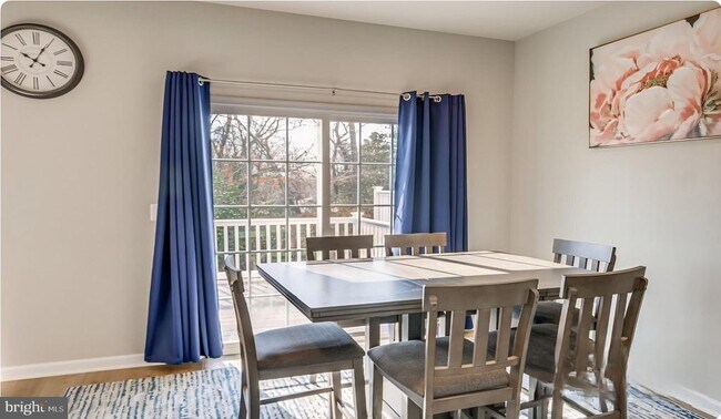 Building Photo - 14489 Dolce Ln