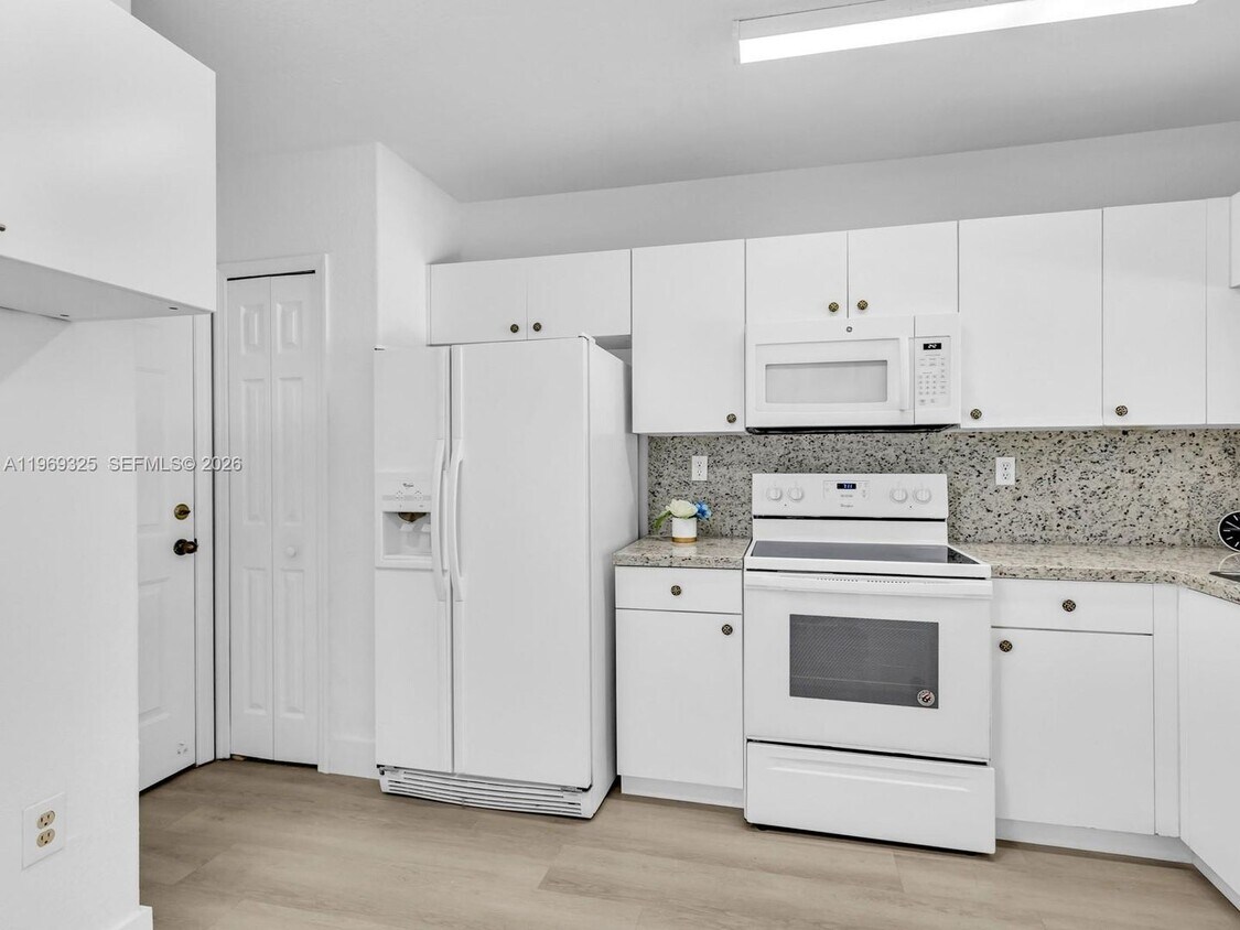 Photo - 11512 NW 48th Terrace #, Doral, FL 33178