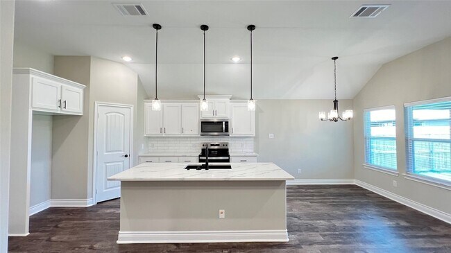 Foto del edificio - 606 Moseley Ln