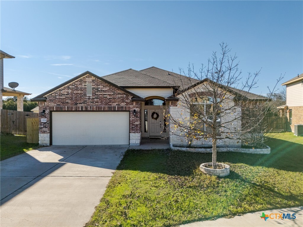 Foto principal - 8904 Viewpark Ln