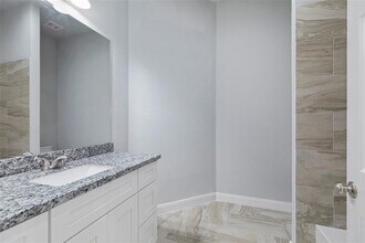 Building Photo - 17403 Harmony Hill Dr