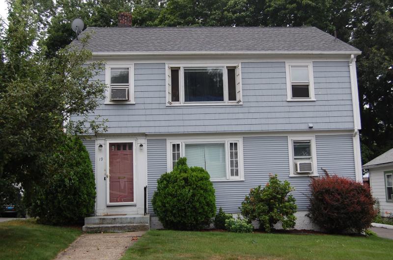 Primary Photo - Nice 2 Bed Near Miriam Hospital