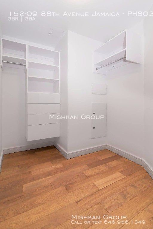 Building Photo - Parkhill City - Luxury Residence