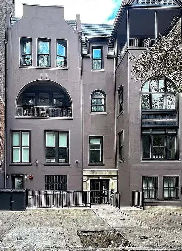 Foto del edificio - 241 W 75th St