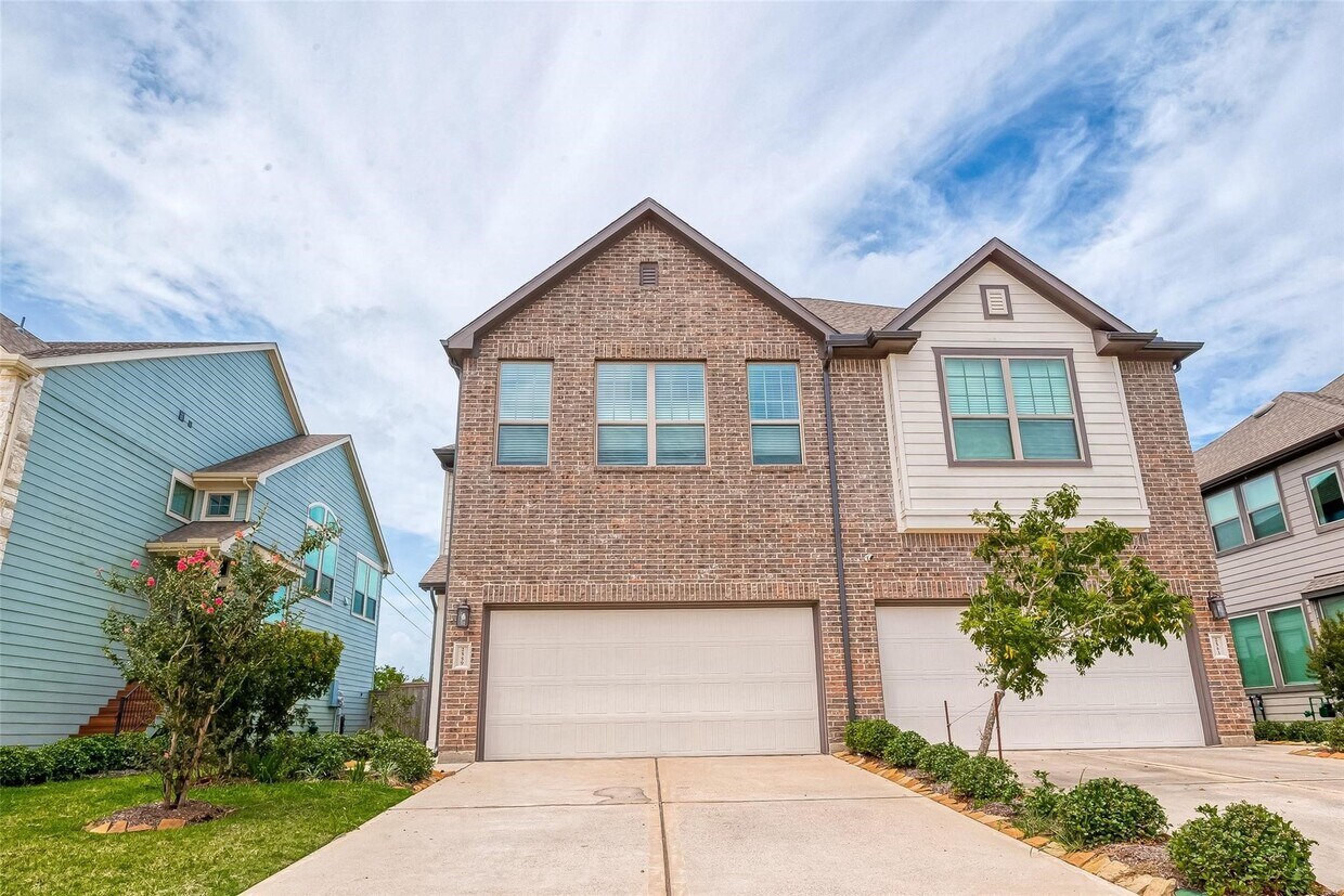 Foto principal - 2559 Terrace Point Dr