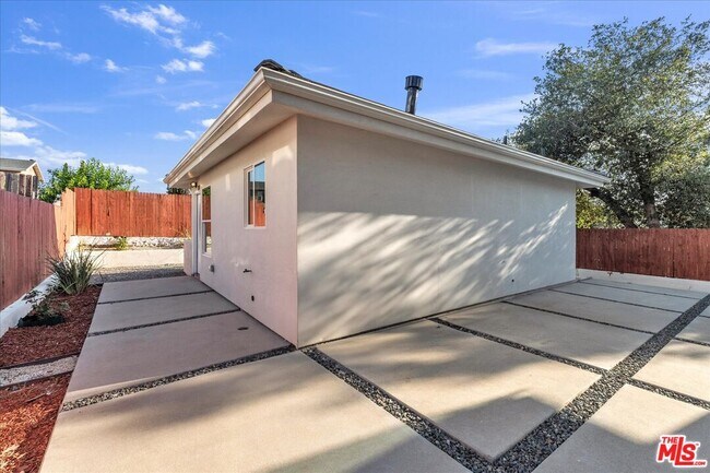 Foto del edificio - 10349 Hillhaven Ave