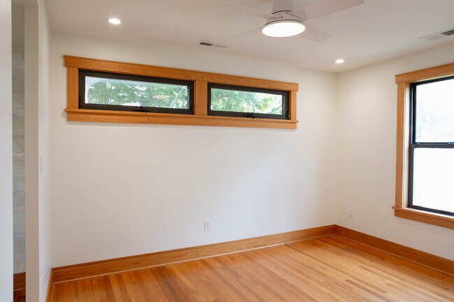 Foto del edificio - 1715 Belleview Ave
