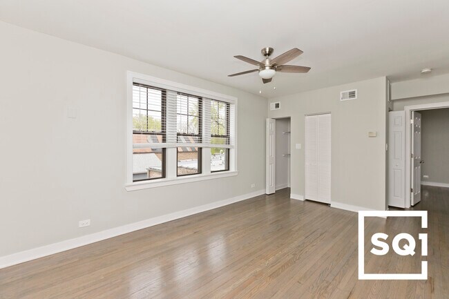 Foto del edificio - 3618 N Marshfield Ave