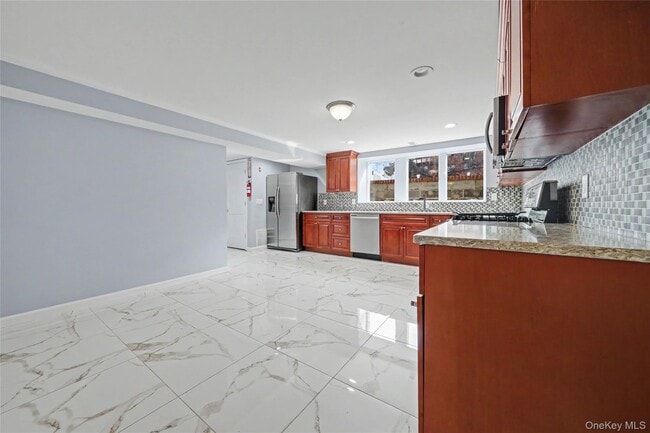 Foto del edificio - 635 E Lincoln Ave