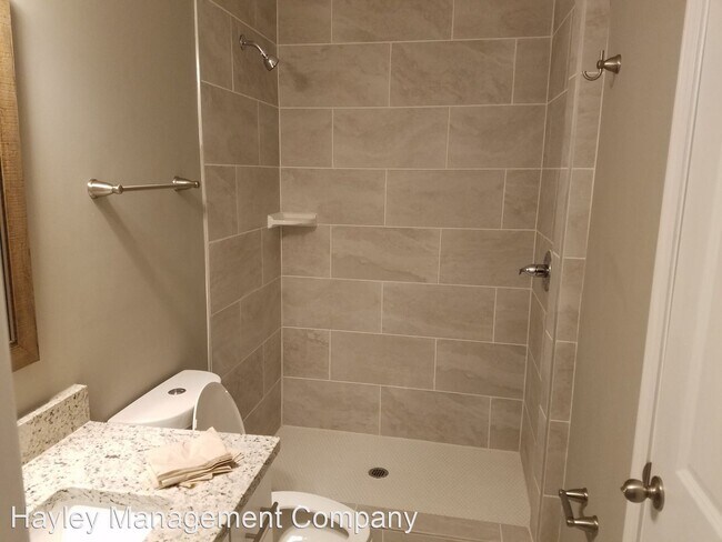 Foto del edificio - 1 br, 1 bath House - 174 Cone Street
