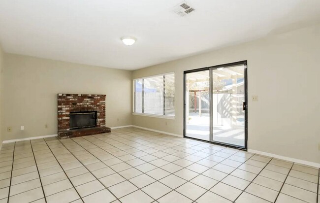 Building Photo - 8633 59th Ave