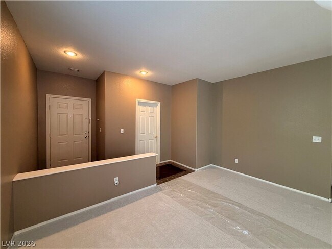 Foto del edificio - 2271 Surrey Meadows Ave